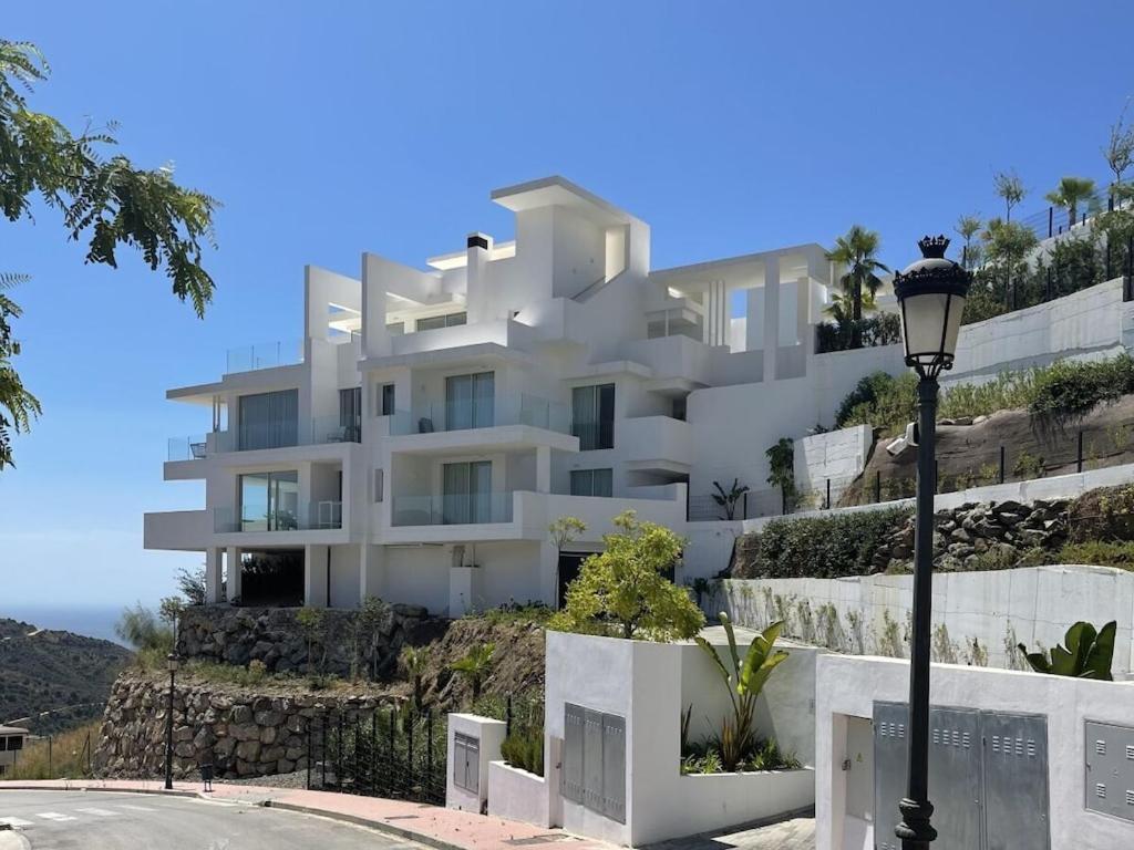Palo Alto Luxury 2 Bedroom Apartment Ojén Exterior foto